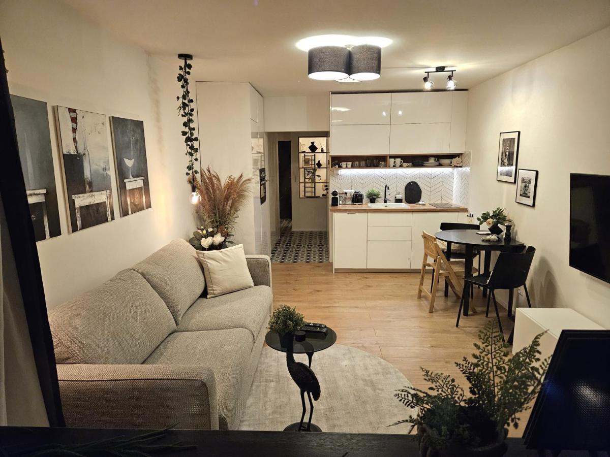 Design Apt In Old Town-Free Parking-Balcony Bratislava Eksteriør billede